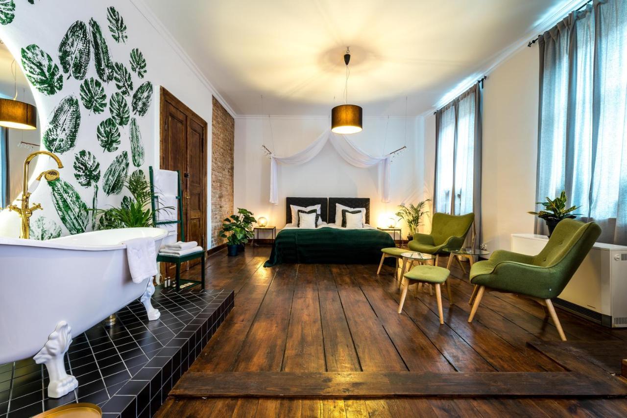 Zamkowa Guesthouse Познань Экстерьер фото